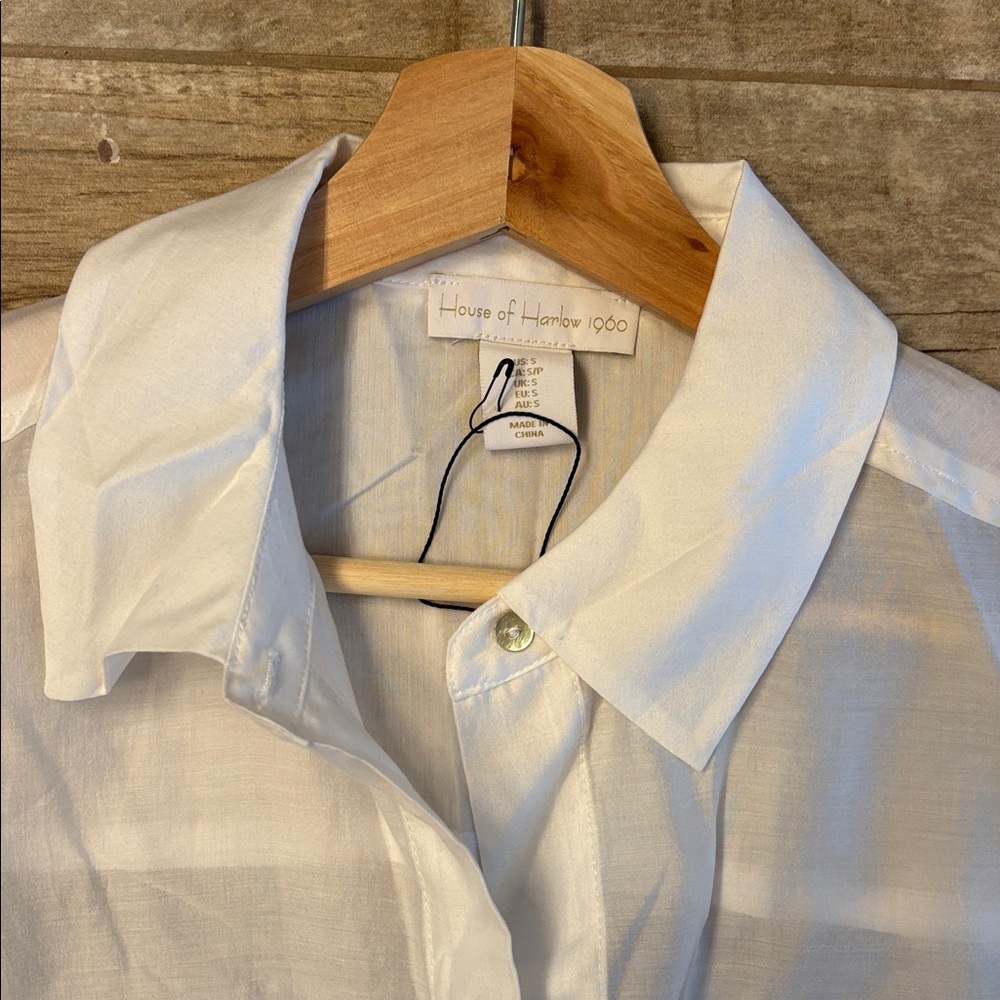 House of Harlow 1960 Sheer White Rayon Buttondown Blouse - Picture 3 of 4